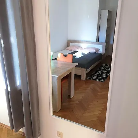 Cerco Apartment Lovran